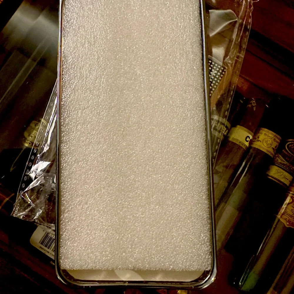Luscious IPhone 14 ProMax Sparkling Phone Cover